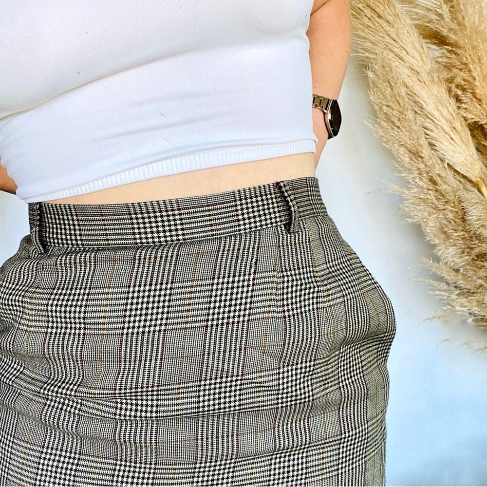 VINTAGE CLAIBORNE Brown Tan Plaid Print Business Pencil Midi Knee Skirt 6 - Picture 4 of 8